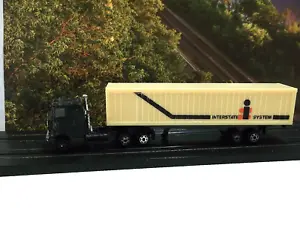 HO scale semi-Interstate systems trailer and Mack cab over - Picture 1 of 6