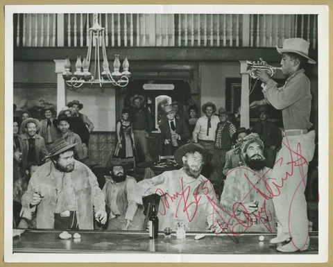 Sammy Davis Jr. (1925-1990) - Rare authentic signed large photo - 60s - COA Cover