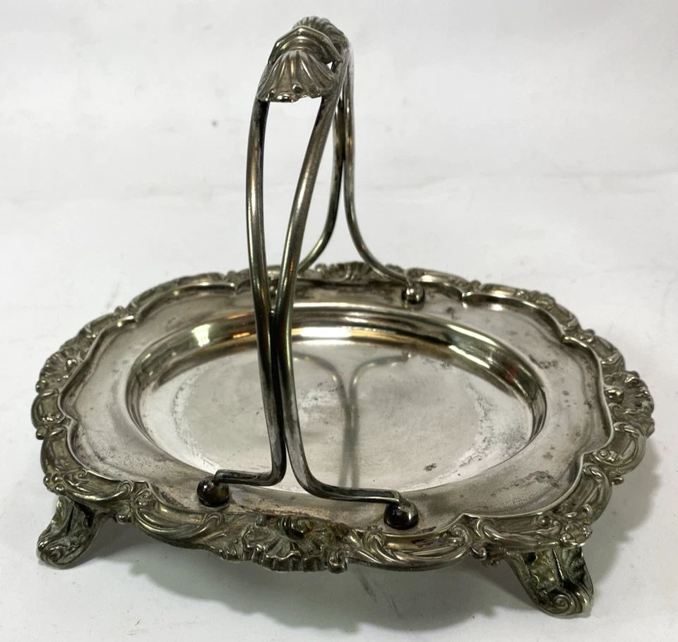 Bandeja de placas Walker & Hall Sheffield, Inglaterra garantizada dura y plateada soldada Foto 1 de 4