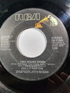 DOLLY PARTON IT'S ALL WRONG, BUT IT'S ALL RIGHT/TWO DOORS DOWN VG F41 - Picture 1 of 2
