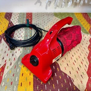 Dirt Devil By Royal Plus Model 103 Red Portable Corded Hand Vacuum Cleaner - Picture 1 of 4