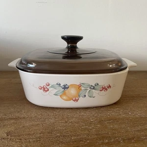 Vintage Corning Ware Abundance A-2-B 2L Auflaufform Braunglasdeckel Obstmuster - Bild 1 von 8