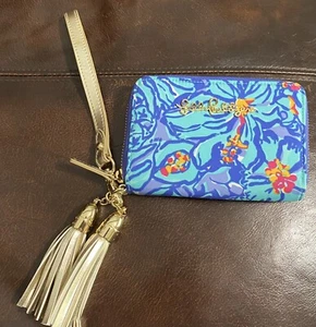 Lilly Pulitzer Mai Tai Wristlet Wallet NWT Wrist Strap Blue Purple Gold - Bild 1 von 6