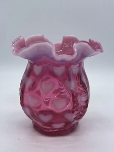 Vintage Fenton Cranberry opalisierend Herz gekräuselt Vase Kunstglas - Bild 1 von 7