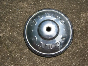 One factory 1972 Volvo bolt on center cap hubcap - Picture 1 of 17