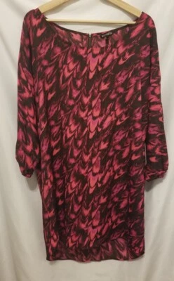 EXPRESS Shift Dress Women Large Red Black Floral Cold Shoulder 3/4 Sleeve Hi Low - Image 1 of 4