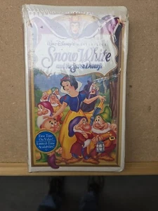 Snow White and the Seven Dwarfs Walt Disney’s Masterpiece (VHS, 1994) New Sealed - Picture 1 of 8