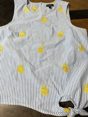 BLUSA REGATA FEMININA SEM MANGAS LISTRA FLORAL ABACAXI J CREW 12T 12 ALTURA - Imagem 1 de 4