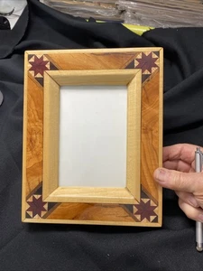 Artisan Made Signiert RWG/PLW 2003 Holz Intarsien Bilderrahmen Handarbeit Neu Sonstige - Bild 1 von 6