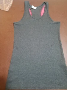 Under Armour Top Womens Medium Gray Sleeveless Racerback Loose Fit Heatgear... - Picture 1 of 3