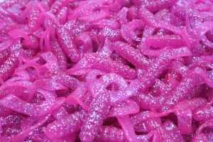 2" Pink Sparkle Twin Tail Twister Grubs Crappie Perch Walleye Bass Fishing - Picture 1 of 1