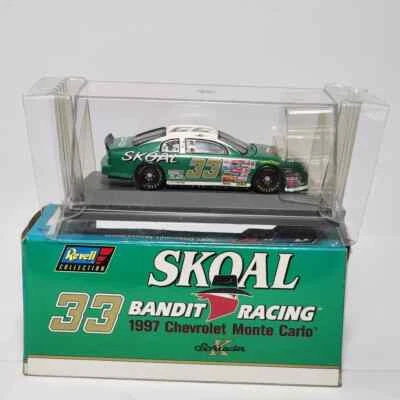 1:43 Revell 1997 Diecast #33 Skoal Bandit Monte Carlo Ken Schrader NEW /CERT. - Image 1 of 4