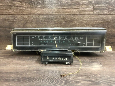 Cadillac Deville, Fleetwood, tracción delantera: 1989, 1990 - 1993, velocímetro - racimo Foto 1 de 4