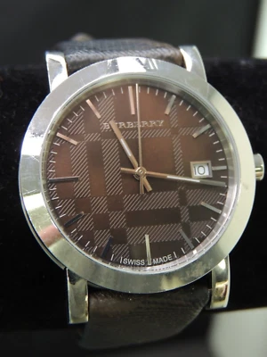 Relógio de quartzo analógico Burberry BU-1775 usado em bom estado (41545-Time-YS) - Imagem 1 de 4