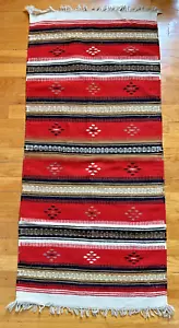 Vintage Mexikanischer Handgewebter Rot Schwarz Braun Geometrischer Teppich / Satteldecke Wolle - Bild 1 von 5