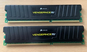 Corsair Vengeance LP DDR3 RAM 16GB Kit (2x8GB) | 1600MHz CL9 | Tested & Working - Picture 1 of 2