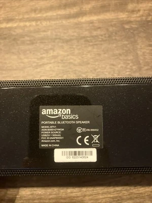 亚马逊基本款蓝牙扬声器 — 第 1/2 张图片
