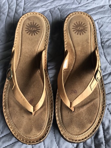 UGG sandali infradito pelle donna taglia W9 buone condizioni