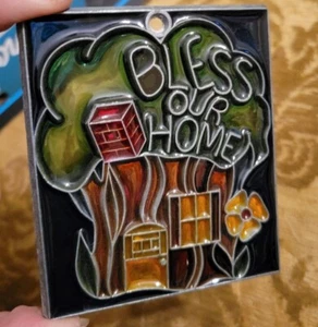 Cute Bless Our Home Treehouse House Suncatcher - Imagen 1 de 2