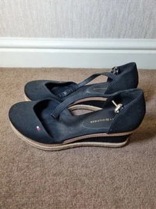 Tommy Hilfiger Espadrille Wedge Sandals Womens Size UK 3.5 Black - Picture 1 of 6