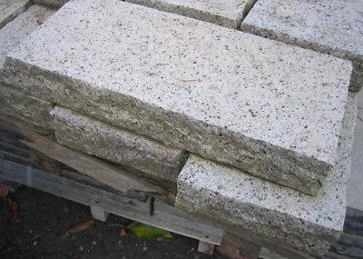 6x Seltra Natursteine vietnamesischer Granit Rasenkanten SOL LINEA gelb/grau - Bild 1 von 3