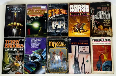 Lot Of 10 Vintage & Modern Sci-Fi Paperbacks All Used Foto 1 de 4