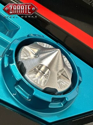 Accesorios para piezas de honda Polaris Billet Spike ZSW tapa de gas Foto 1 de 4