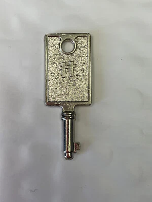 Vintage Hartmann Key, no number - Luggage Steamer Trunk, Suitcase, Briefcase - Image 1 of 2