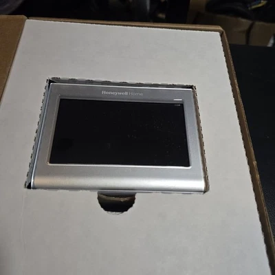 NEW Honeywell Home RTH9585WF1004 Wi-Fi Smart Color Thermostat - Image 1 of 4