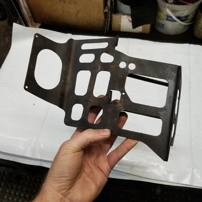 Soporte silenciador Polaris Pro X2 XR 550 600 700 800 2002-2004 1261174 Foto 1 de 4