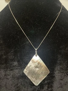 Floral Engraved MOP Pendant On 17.5” Sterling Silver 925 Necklace  - Picture 1 of 9