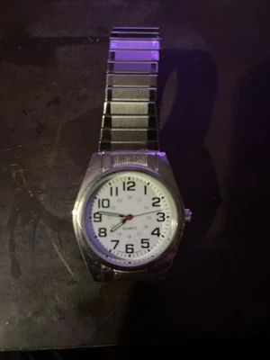 Quartz Silver-Tone Mens Watch With Black Numerals On White Dial FMD J0119 IF281 - Image 1 of 3