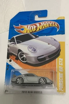 Nuevos modelos Hot Wheels 2010 #14/44 Porsche 911 GT2 en plata Foto 1 de 4