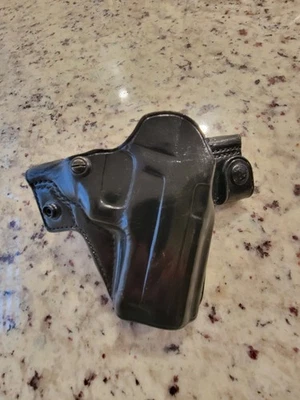 GALCO H519T RH BLACK LEATHER BELT CARRY HOLSTER - SEE PICTURES  - Image 1 of 4