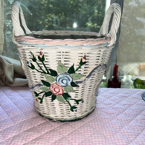 Vintage Hand Woven Straw/Wicker Basket with 3D Flower Design *Read Cover
