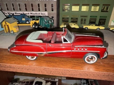 1949 Buick Roadmaster Convertible Maroon Red Signature Models 1/32 Loose - Image 1 of 4