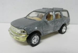 1998 Matchbox Premiere First Edition Silver Ford Expedition - Picture 1 of 10
