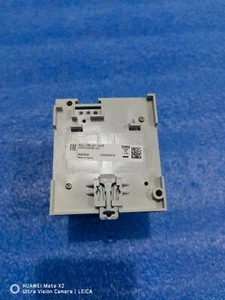33682 Schneider ACB NW NT Unità di ritardo regolabile MN/UVR 200/250V AC/DC - Foto 1 di 5