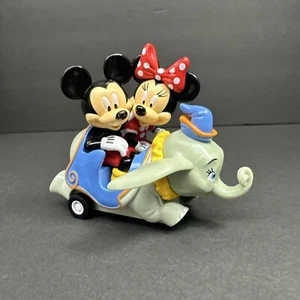 Exclusivo paseo en coche de juguete Minnie y Mickey Dumbo exclusivo de los parques de Disney usado en excelente estado - Imagen 1 de 12