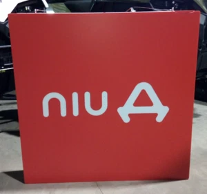 NIU Leuchtreklame - Bild 1 von 4