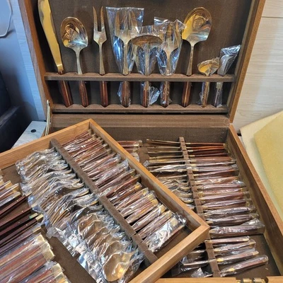 Servizio posate completo Jean Claude palissandro e bronzo 91 pezzi NUOVO rame - Immagine 1 di 4