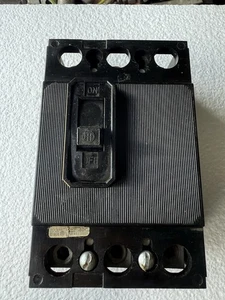 ITE EQ-9474 Circuit Breaker 225A 240V 3 Pole - Picture 1 of 3