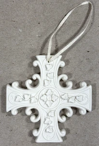 Margaret Furlong "Everlasting Hope" Porcelain Cross 3" Ornament 1999 - Picture 1 of 10