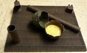 CUSTOM PAINTED RUST BROWN FLOOR DIORAMA ALIENS GUNDAM (5) PIECE SET 11" W 14"L - Picture 1 of 7