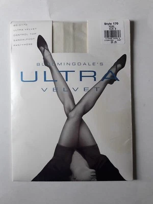 Bloomingdale's Ultra Velvet Control Top Sandalfoot Pantyhose pearl Size B #170 - Image 1 of 2