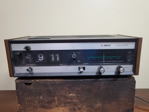 Vintage Mitsubishi Electric MGA Flip Number Clock Radio, RWF-80, RARE, Working Cover