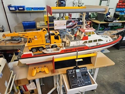 Robbe 1058 "ORKNEY-EXPRESS", 1:25 RC-Sondermodell des Bohrinselversorgers in RTR - Bild 1 von 4