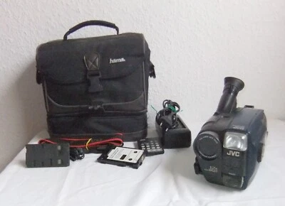 JVC Camcorder / Video Recording Camera - JVC GR-AX400 VHS-C - Bild 1 von 4