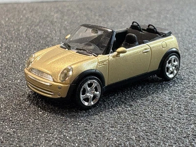 Herpa 1:87 HO Scale Mini Cooper Convertible ~ Gold Metallic Color - Image 1 of 4
