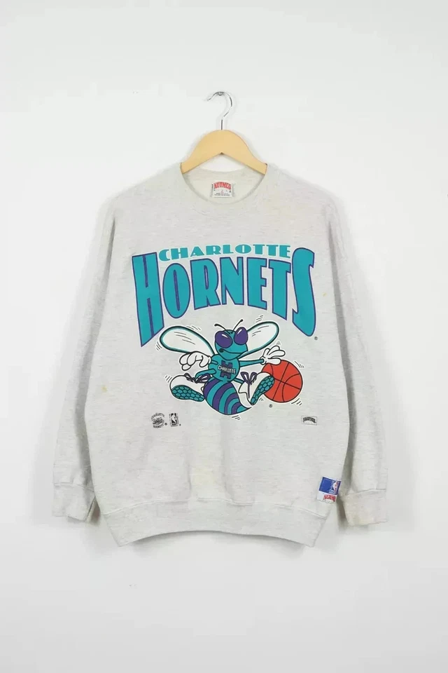 Sudadera Vintage Charlotte Hornets Cuello Redondo Color Ceniza AN37880 Foto 1 de 1